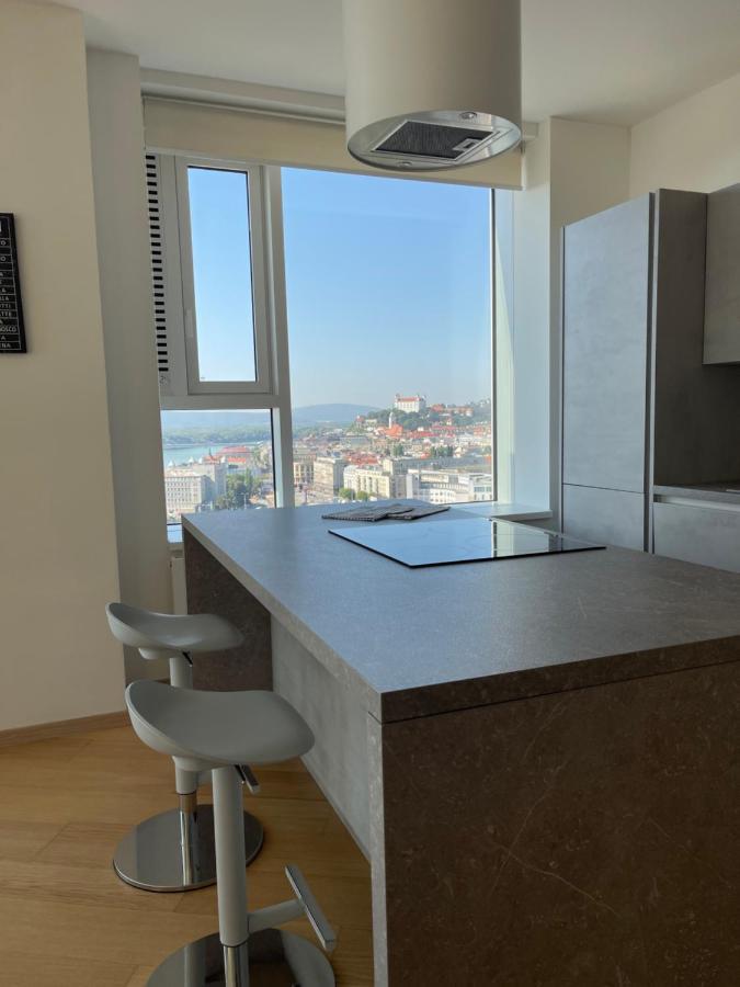 Sag Panorama Apartment 3 Rooms 19Th Floor Great View Free Parking Братислава Екстериор снимка